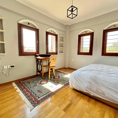 C.1 Elia Old_town Apartment Thessaloniki